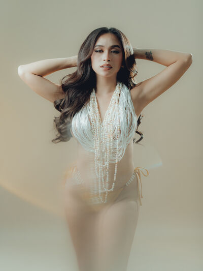 4a955e04-201e-4221-ac54-abc9ca12e81c's hot photo – thumbnail