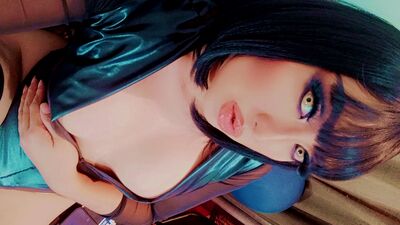931d36ff-9470-4981-aaa8-309be57061f7's hot photo – thumbnail