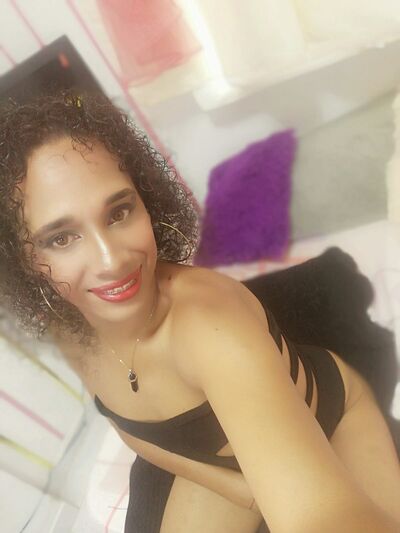 7824b348-100b-461d-a5b3-7a26e94584f7's hot photo – thumbnail