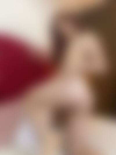 f76d6dba-9765-4993-b724-d137989f5b23's hot photo – thumbnail